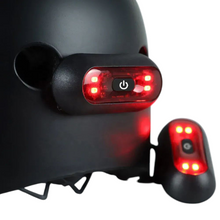 Charger l&#39;image dans la galerie, Feu Arrière LED pour Casque
